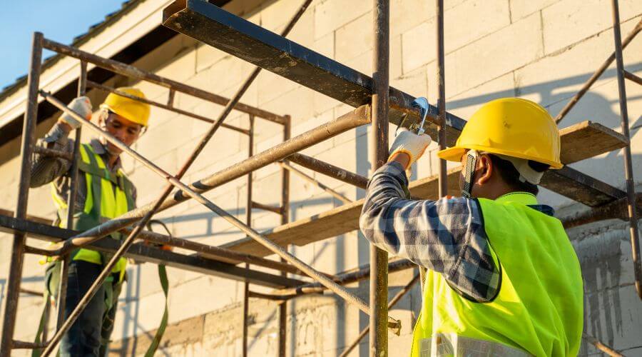 Professional fairlawn roofing services in Justin, TX